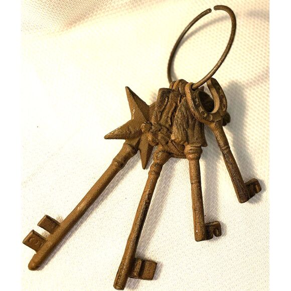 Other - Four Western Key solid Cast Iron features a horse, horseshoe, boot and star